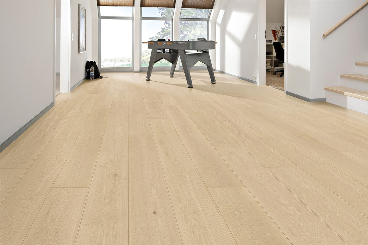 Fuzion Canvas Lyric flooring room scene