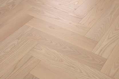 European Ash Herringbone Plaza ANDERSON WOOD