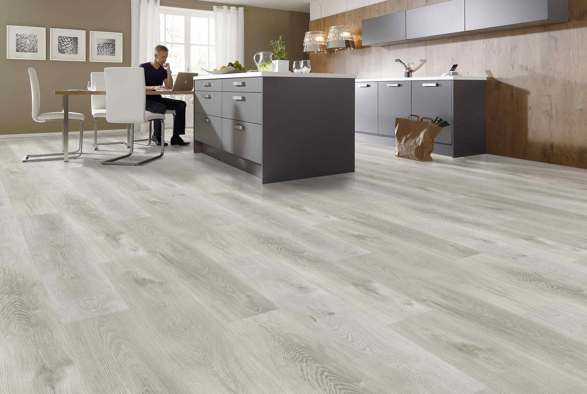 Fuzion Dynamix Endure Hopewell flooring room scene